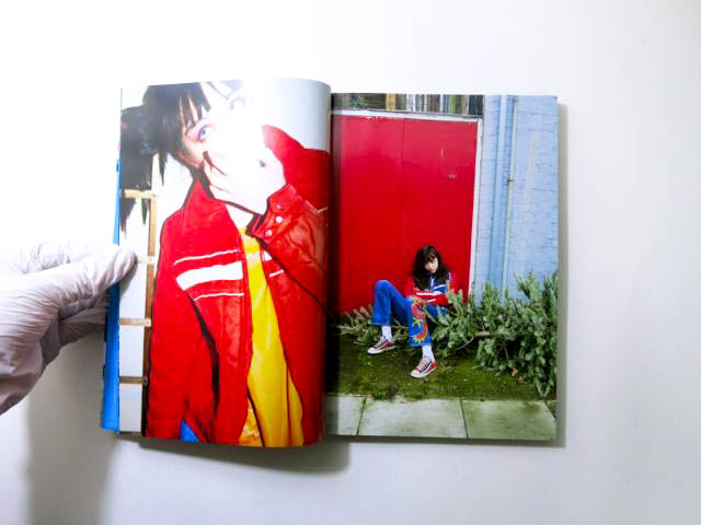 Valerie Phillips ヴァレリーフィリップス 写真集 Valerie Phillips（ヴァレリー・フィリップス）の7冊目となる